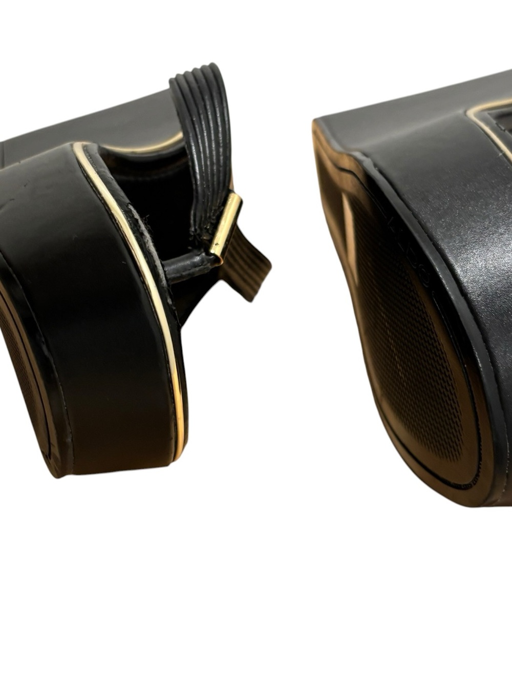 Aldo Black & Gold Trim Wedge Thong Sandals Size 8.5 SUPER CUTE 🥰 - Picture 6 of 8